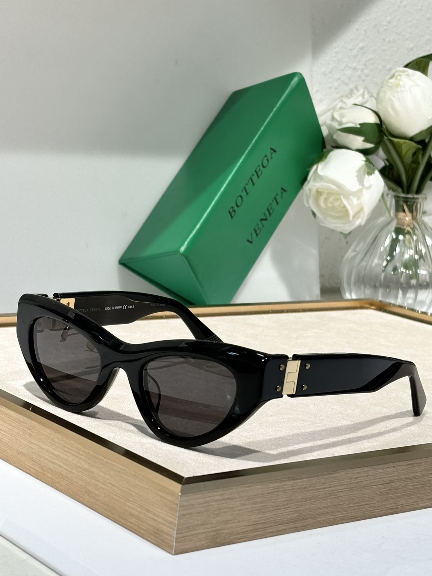 Bottega Veneta Sunglasses